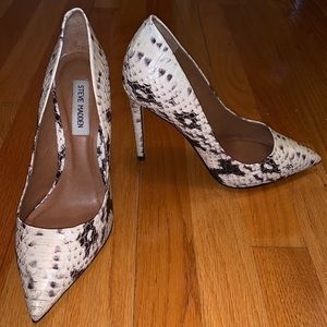 Steve Madden Pumps